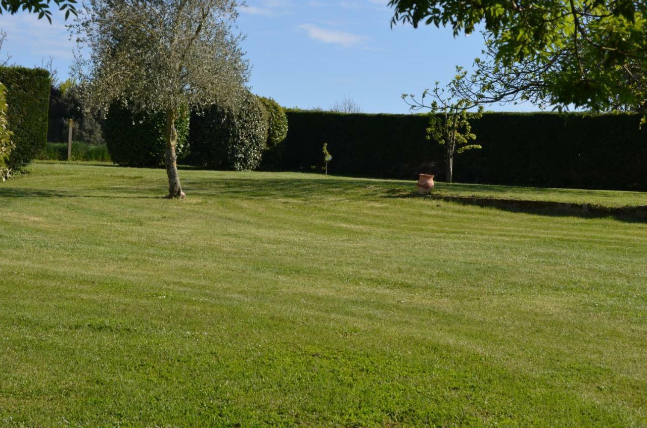 Logis De Chenac - Chambres Et Table D'Hotes Chenac Saint Seurin d'Uzet 外观 照片